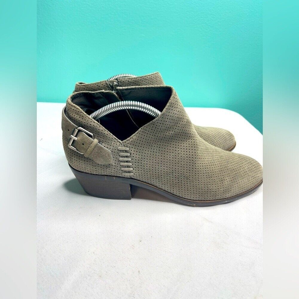 Vince Camuto suede gray bootie size 8